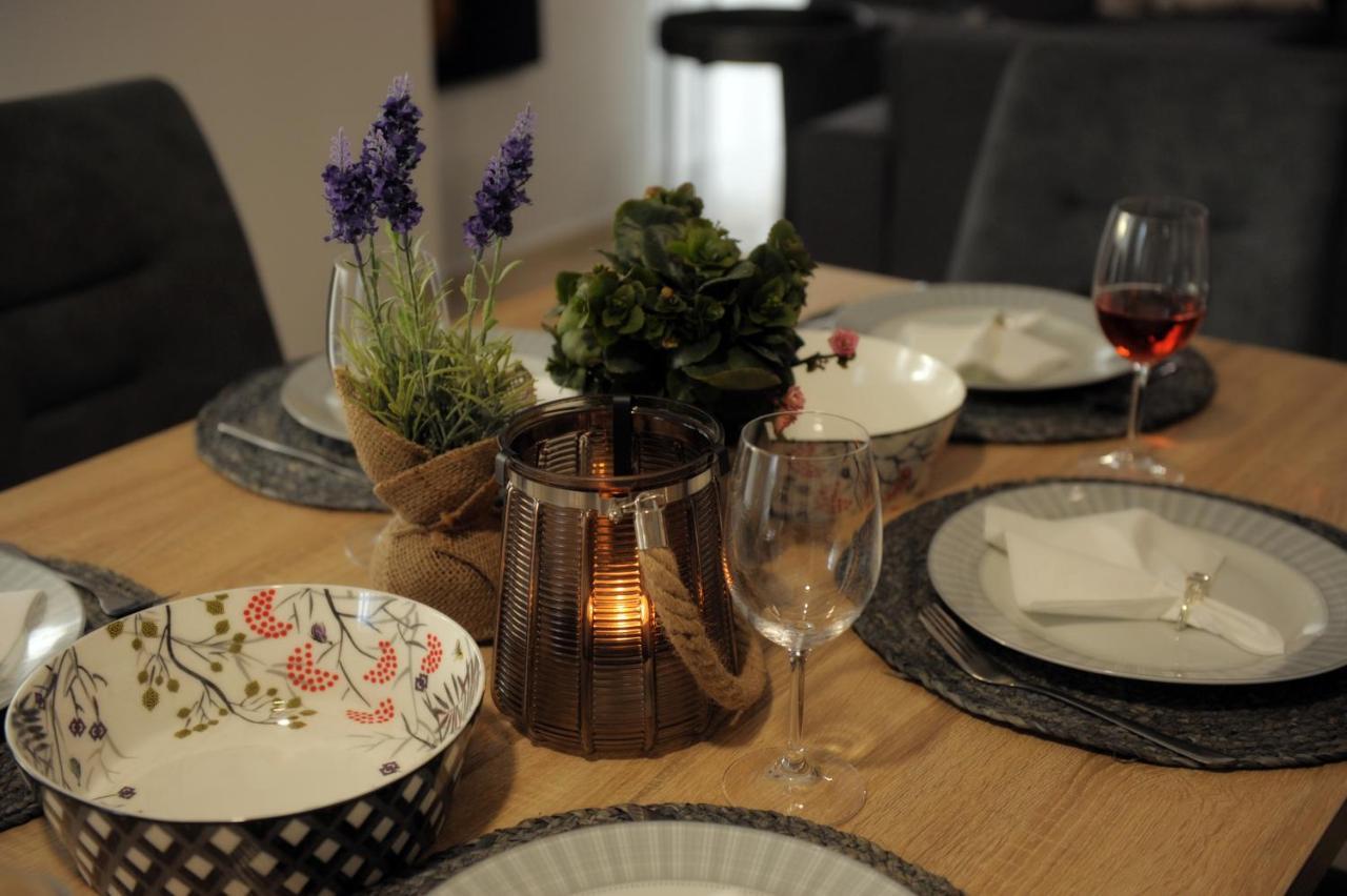 Onar Luxury Apartment Néa Péramos Zewnętrze zdjęcie