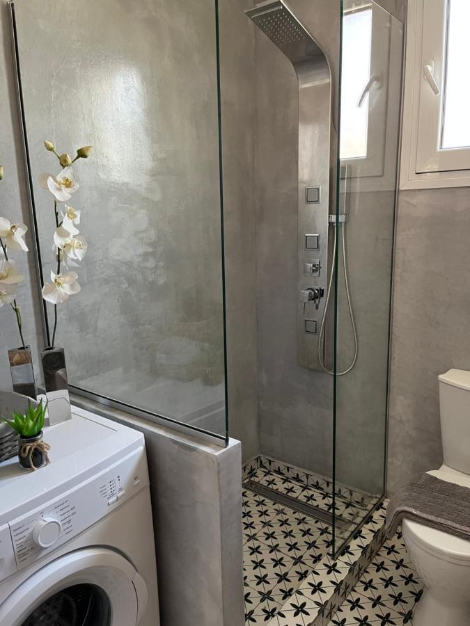 Onar Luxury Apartment Néa Péramos Zewnętrze zdjęcie