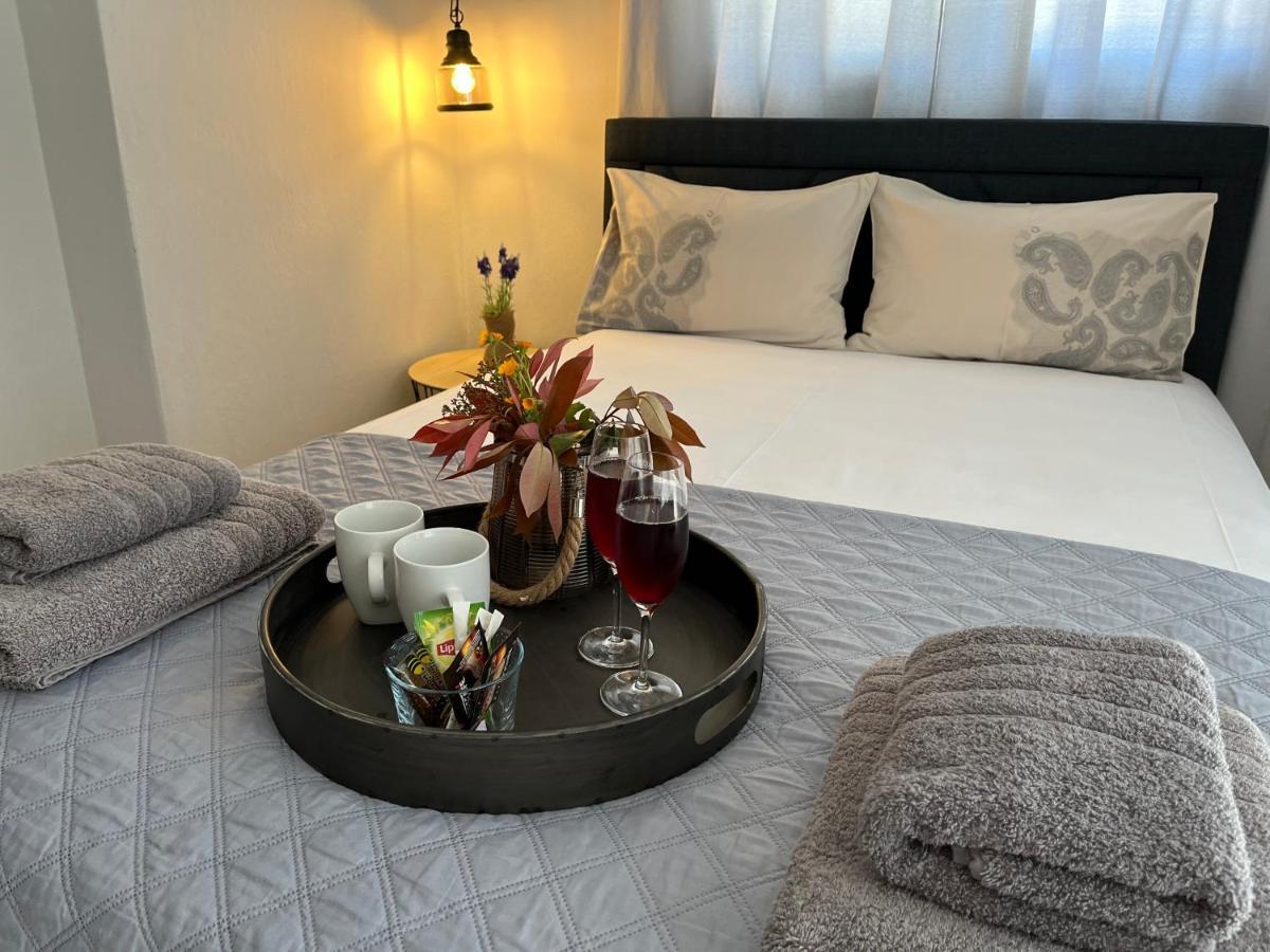 Onar Luxury Apartment Néa Péramos Zewnętrze zdjęcie